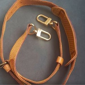 ❤️❤️❤️ Louis Vuitton Bandoulière Strap